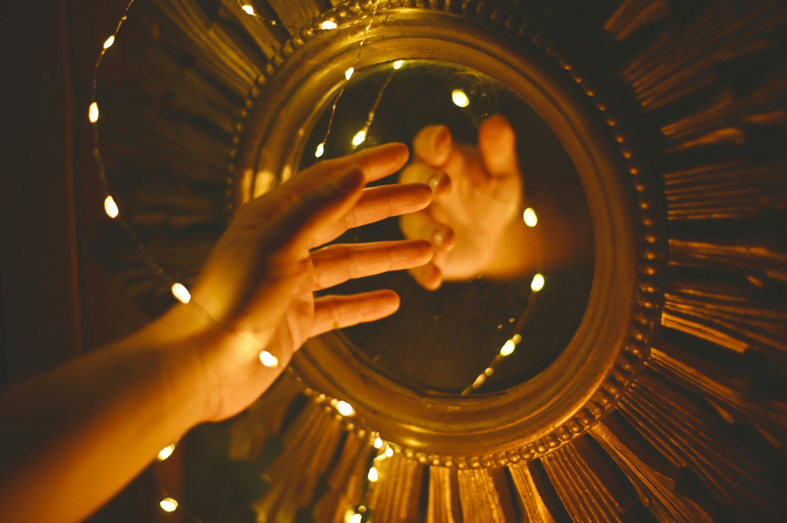 Mirror ritual