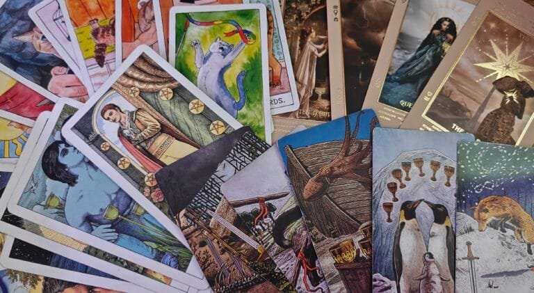 Tarot cards, Shadow grimoire