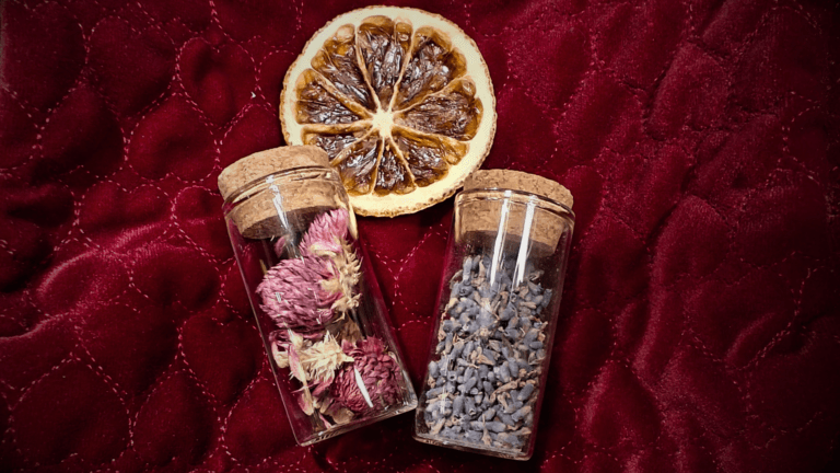 Glamour magic, herbs and oils